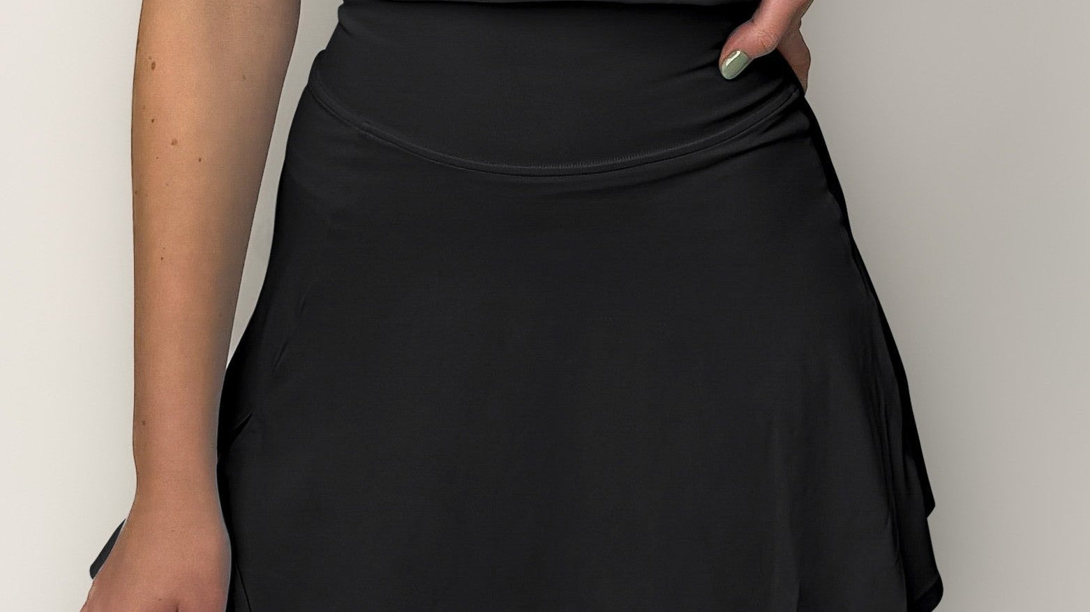 Six'o Apparel padel skirt, straight style