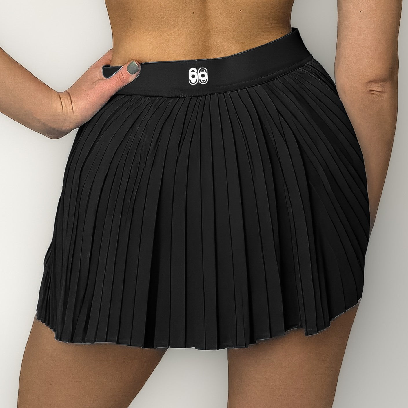Skirt (pleated style) Six'o apparel