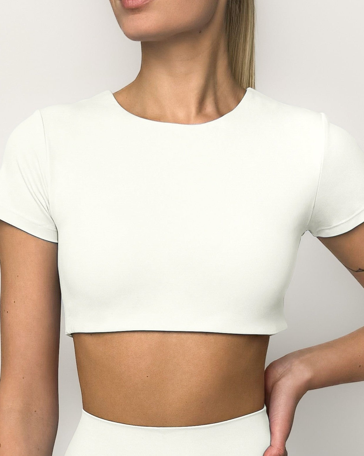 Crop top (with bra) Six'o apparel