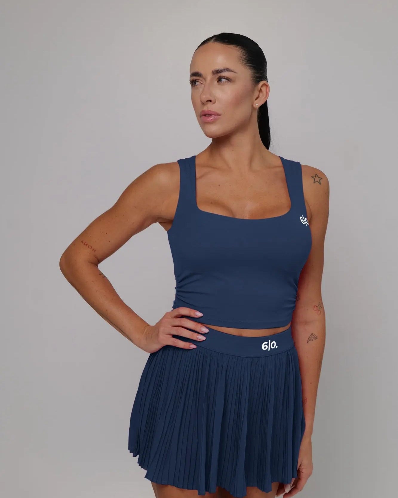 Black color top and pleated skirt set - Six Zero padel