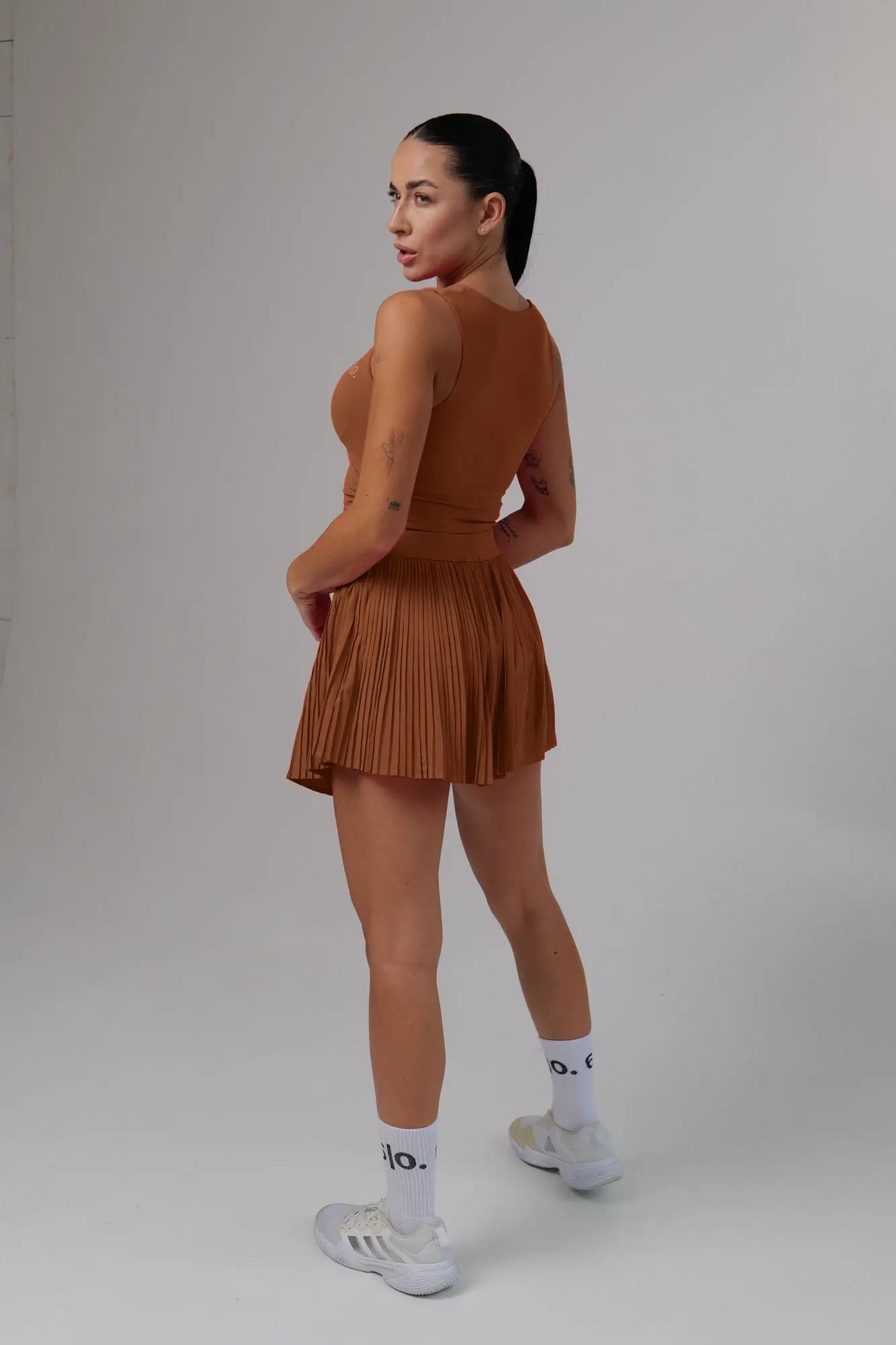 Black color top and pleated skirt set - Six Zero padel