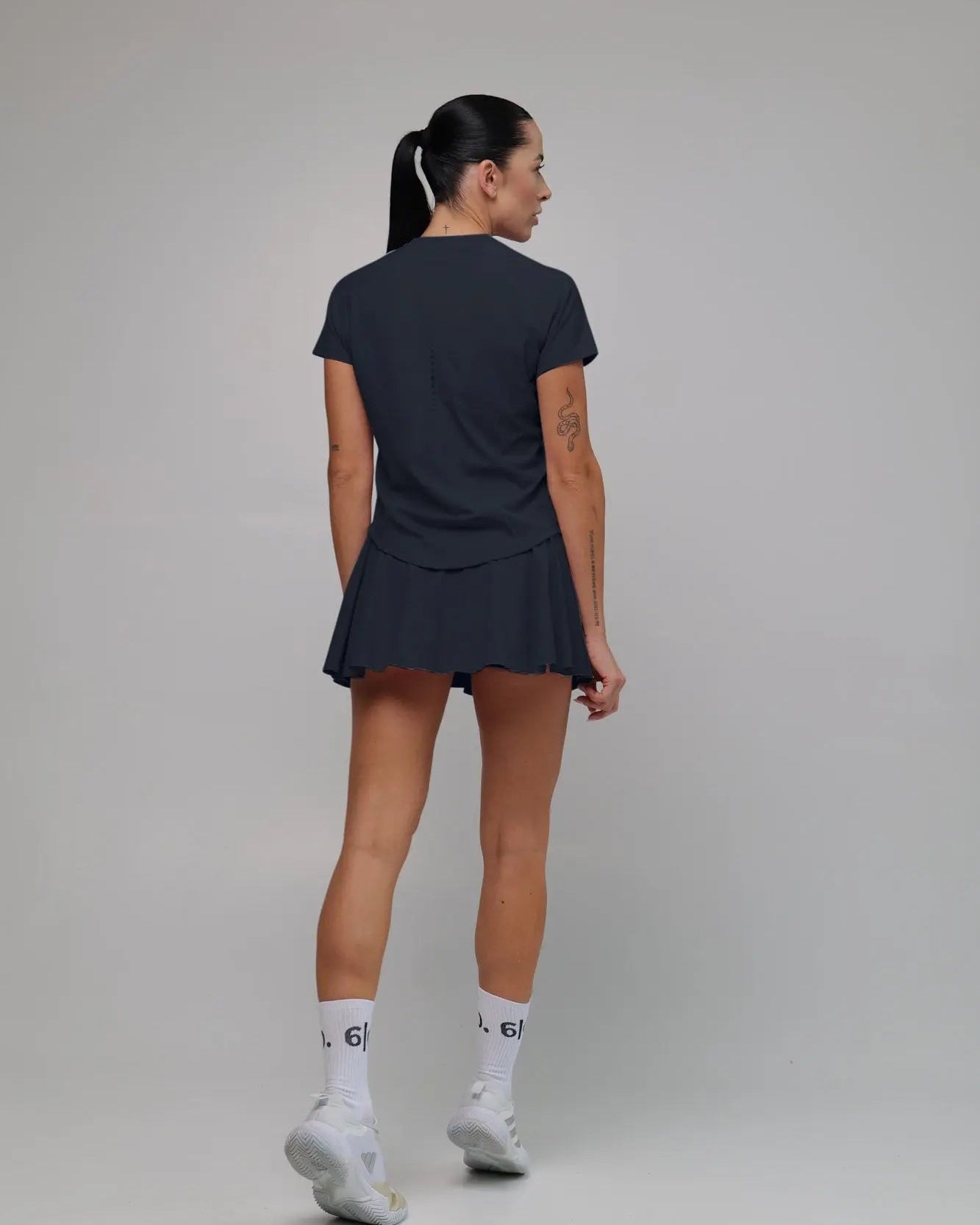 Black stretchy material shirt and skirt set (without bra) - Six Zero padel