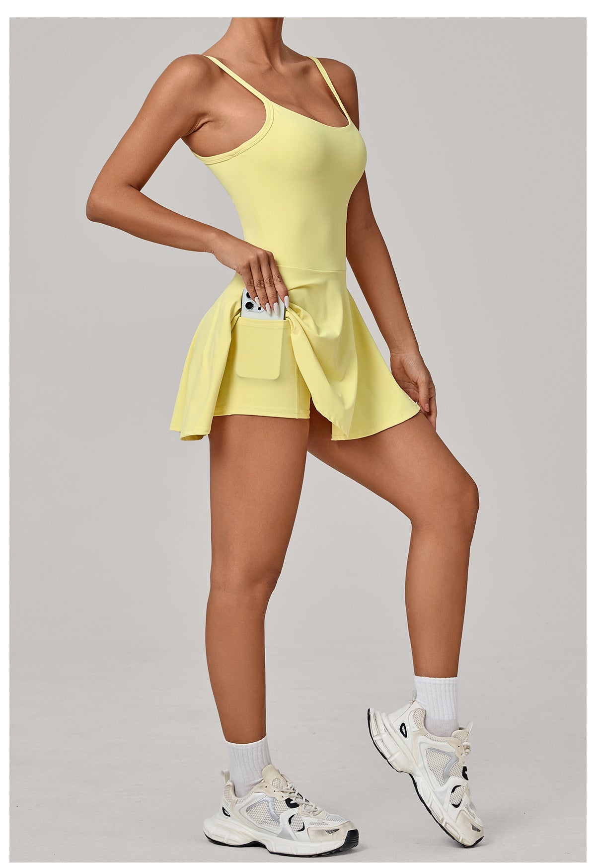 SARA dress Six'o apparel