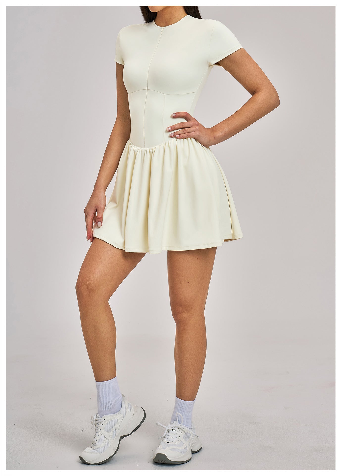 SARA dress Six'o apparel