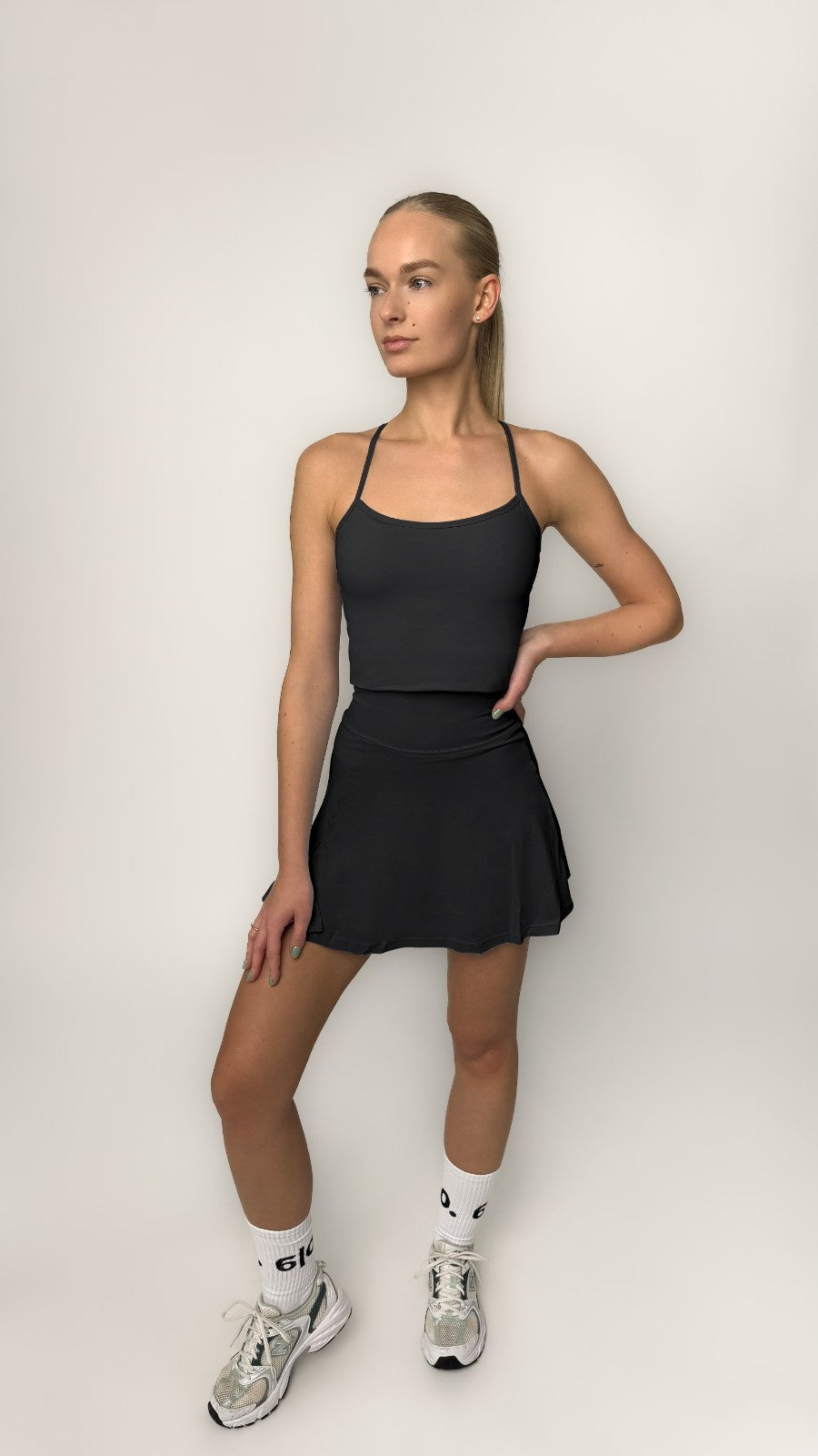 Skirt (straight style) Six'o apparel