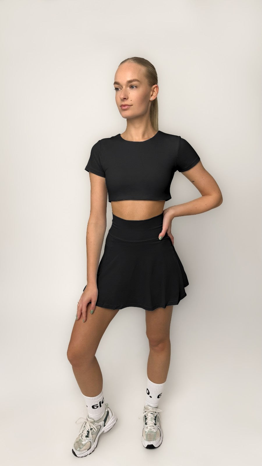 Crop top (with bra) Six'o apparel