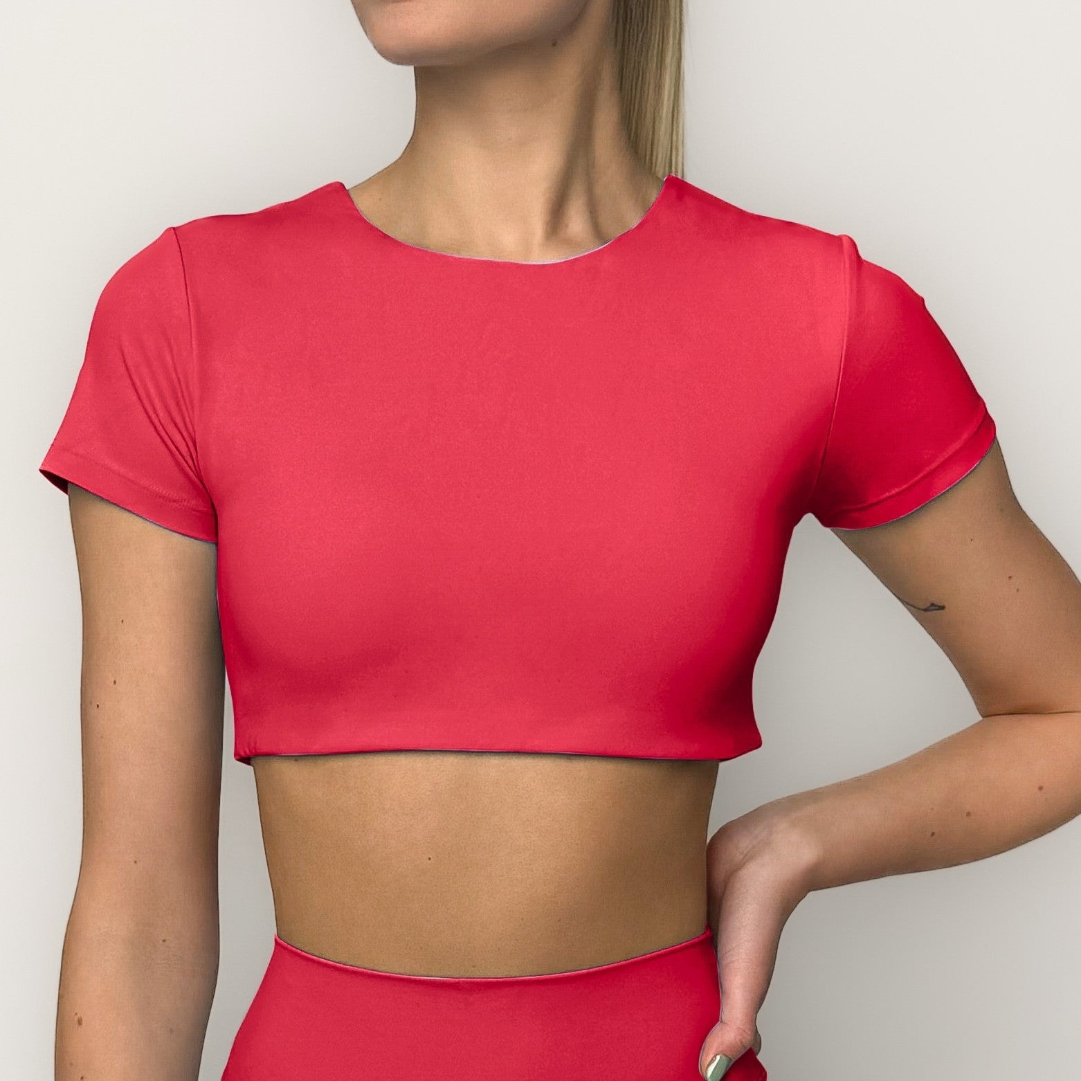 Crop top (with bra) Six'o apparel
