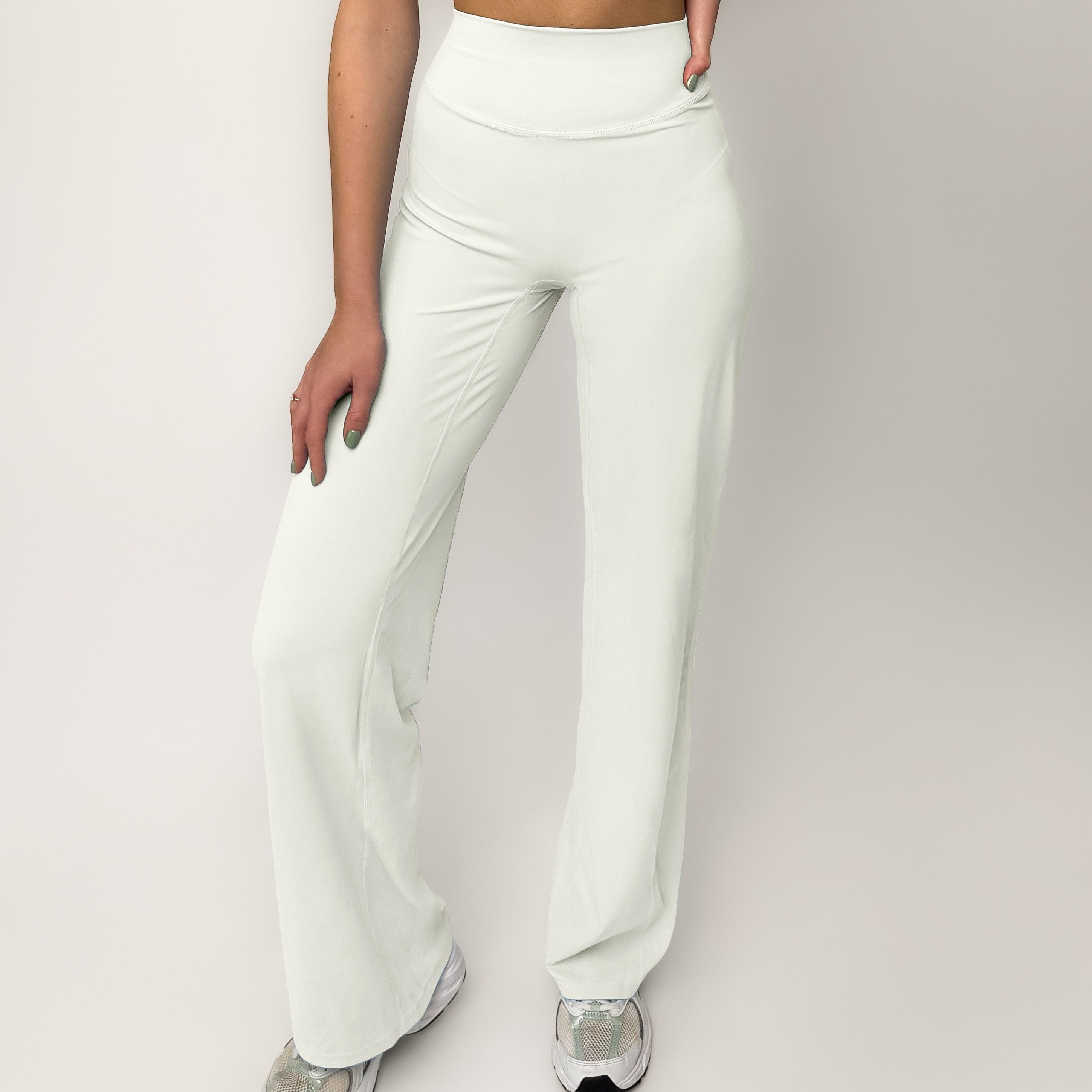 Flat pants Six'o apparel