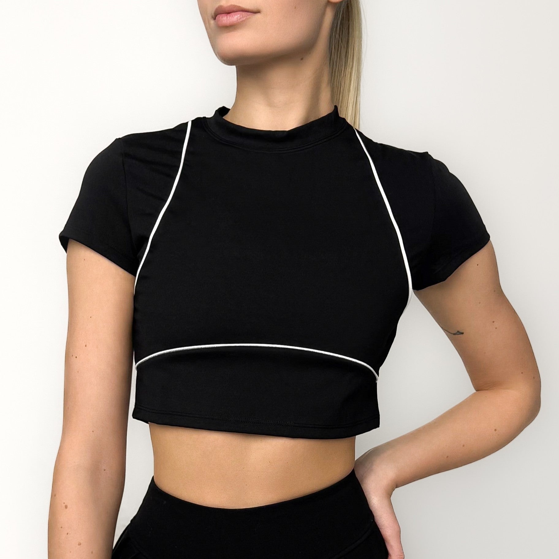 Crop top (without bra) Six'o apparel