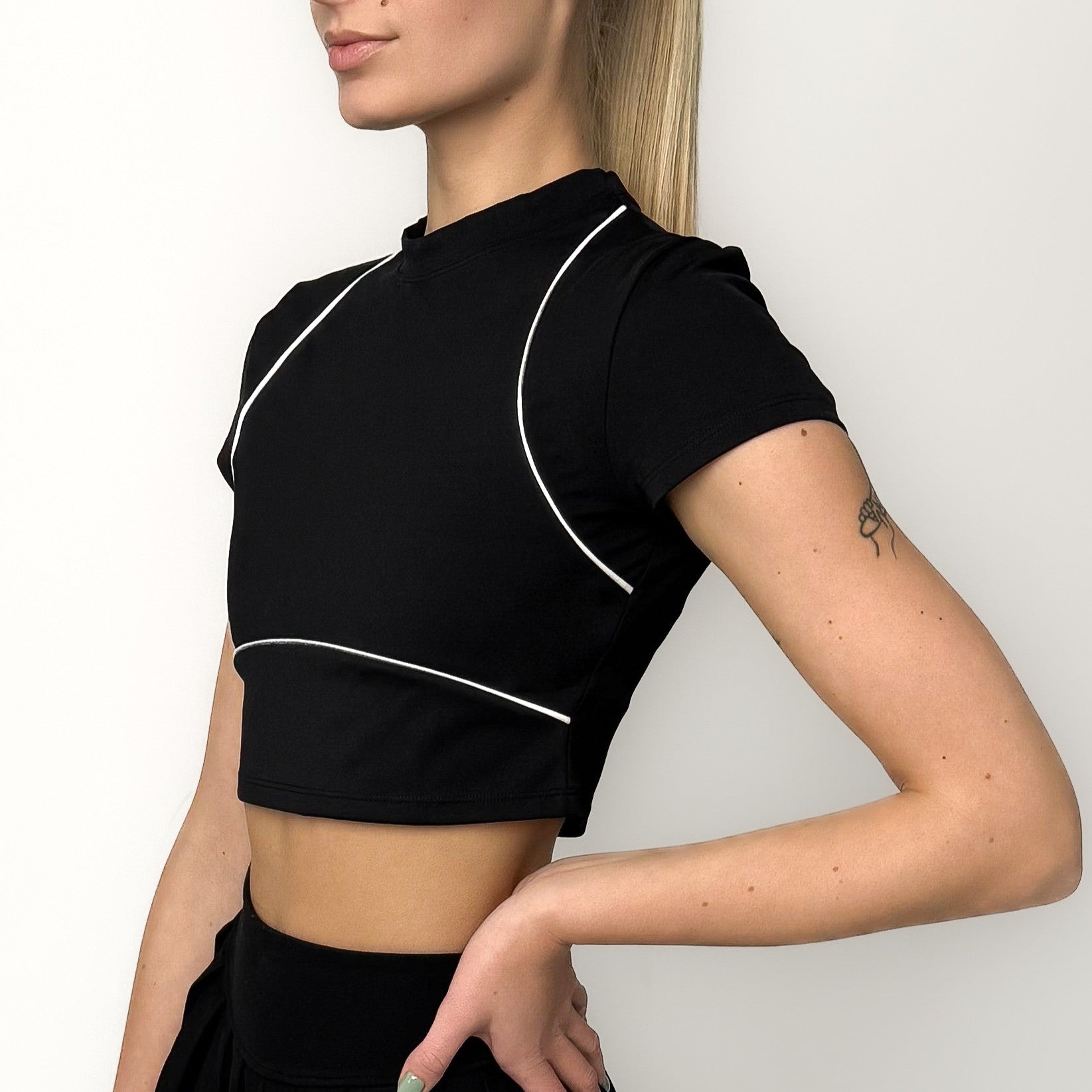 Crop top (without bra) Six'o apparel