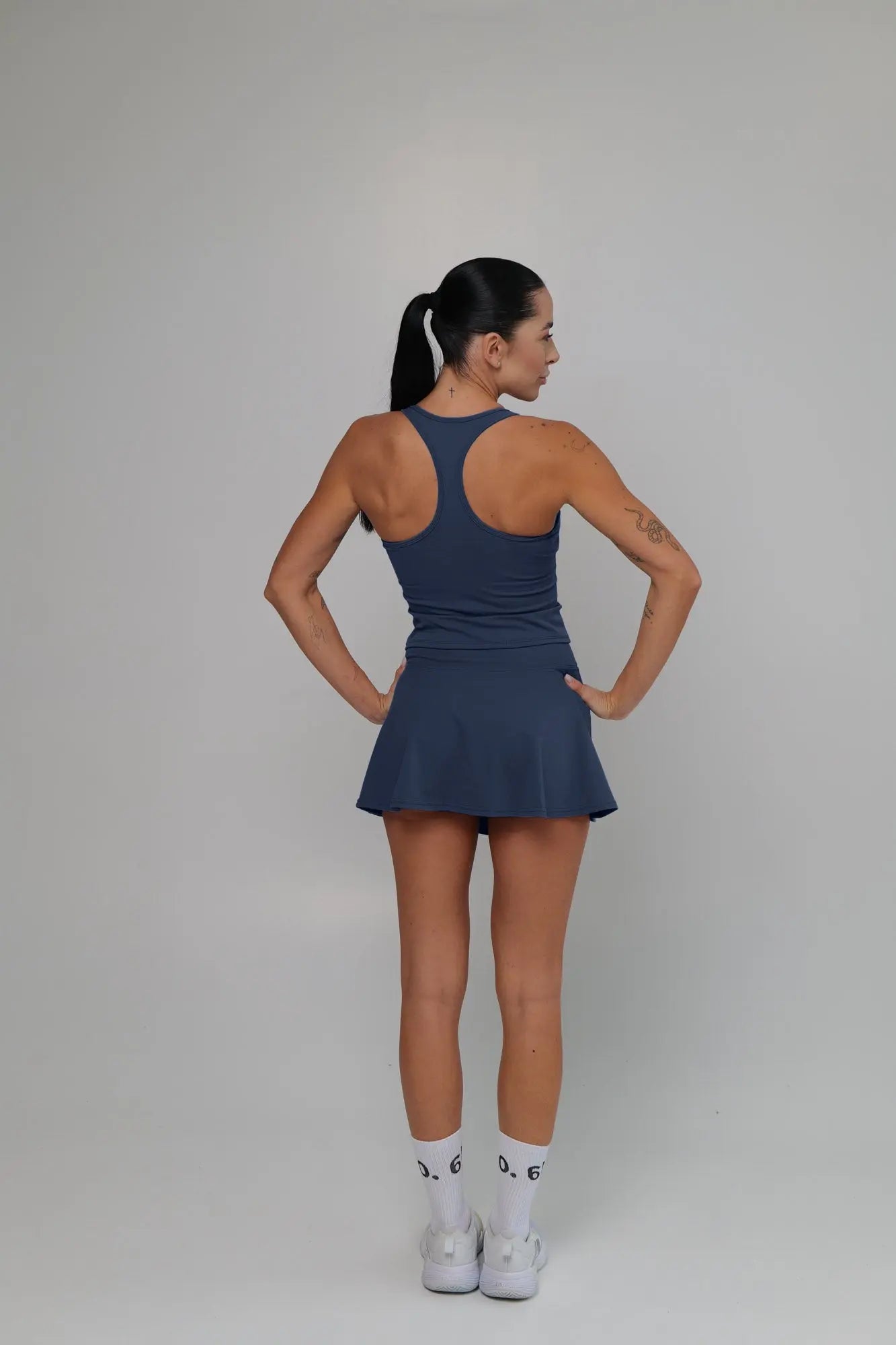 Black soft material top and skirt set - Six Zero padel