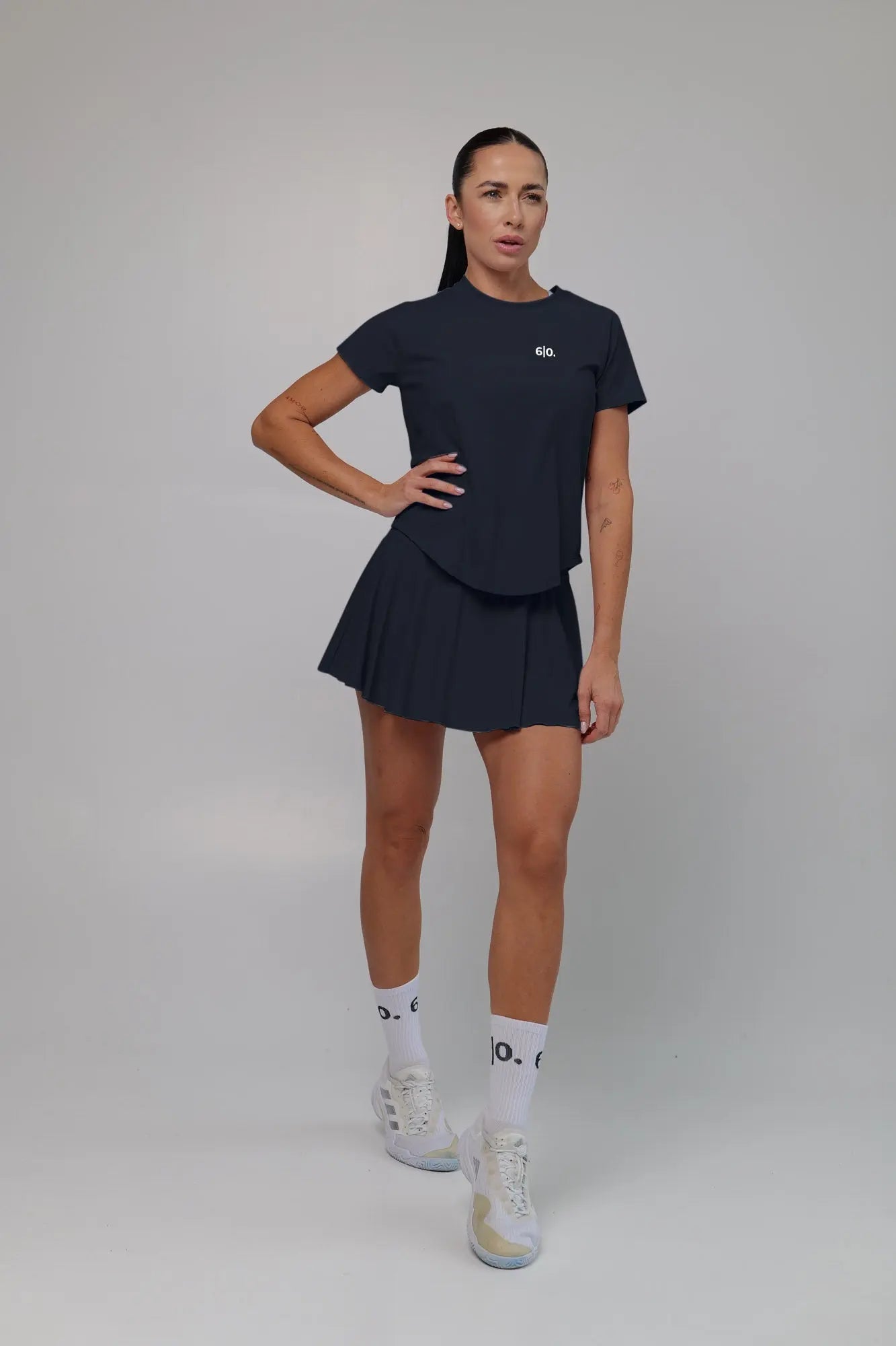 Black stretchy material shirt and skirt set (without bra) - Six Zero padel